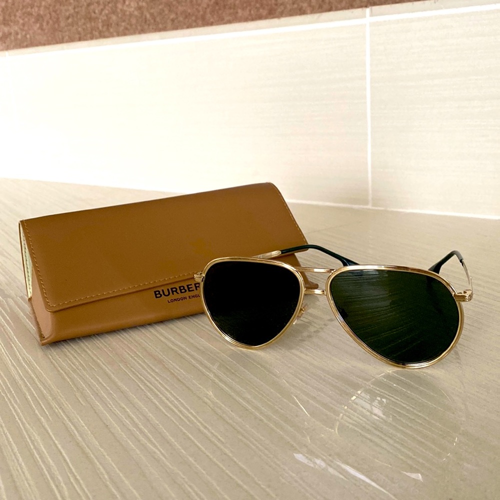 COPY - Burberry sunglasses